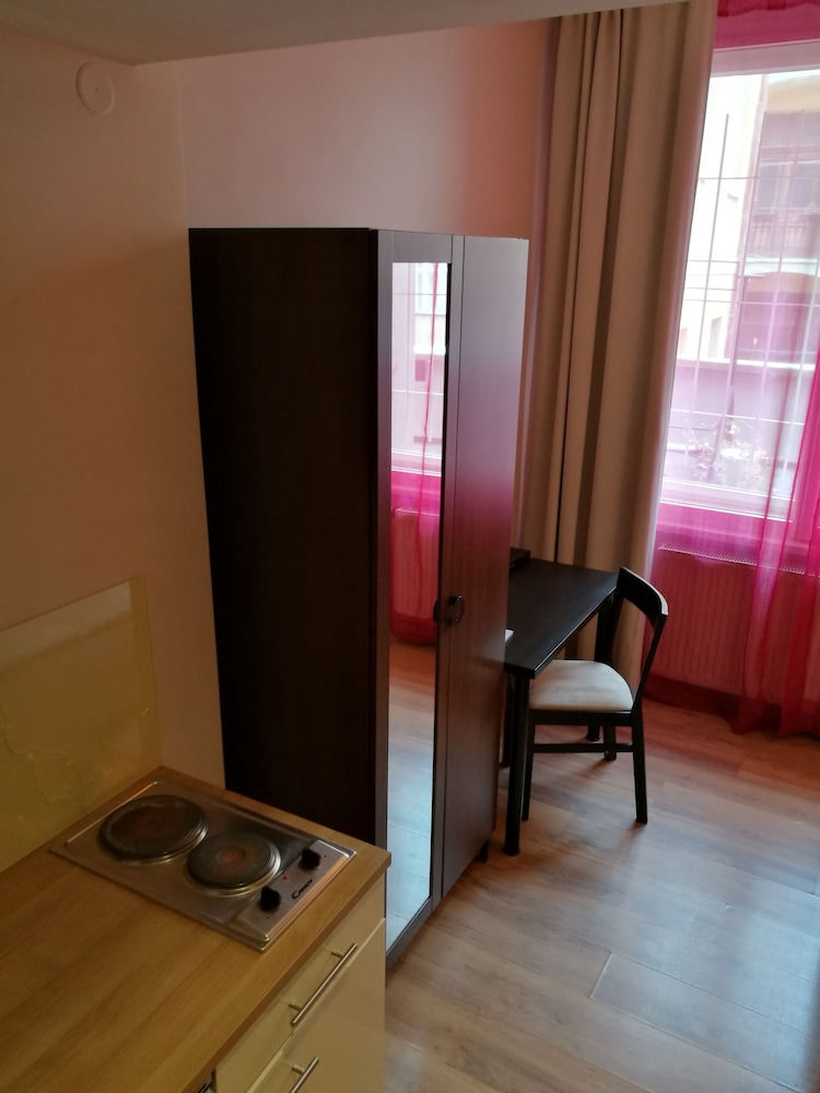 Purpur Aparthotel 32/48