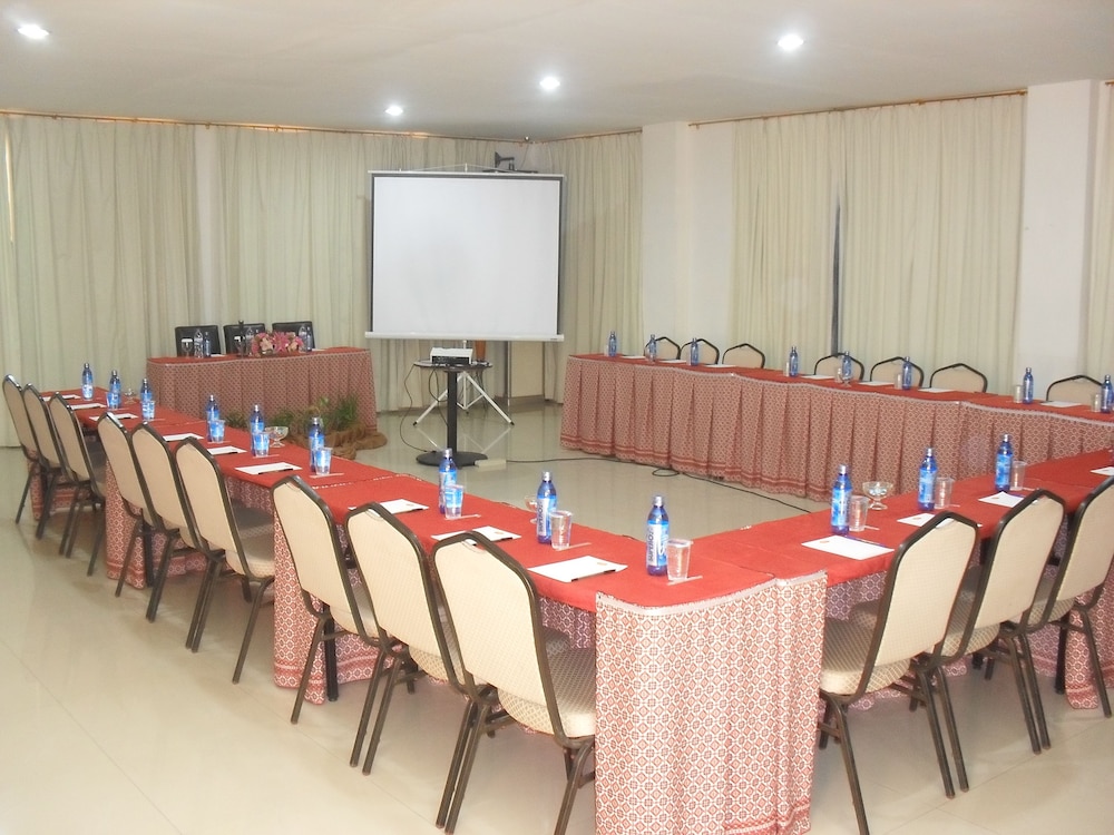 Gran Central Hotel Manado 38/45