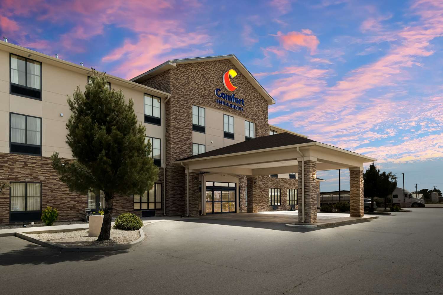 Comfort Inn & Suites Lovington, NM 38/39