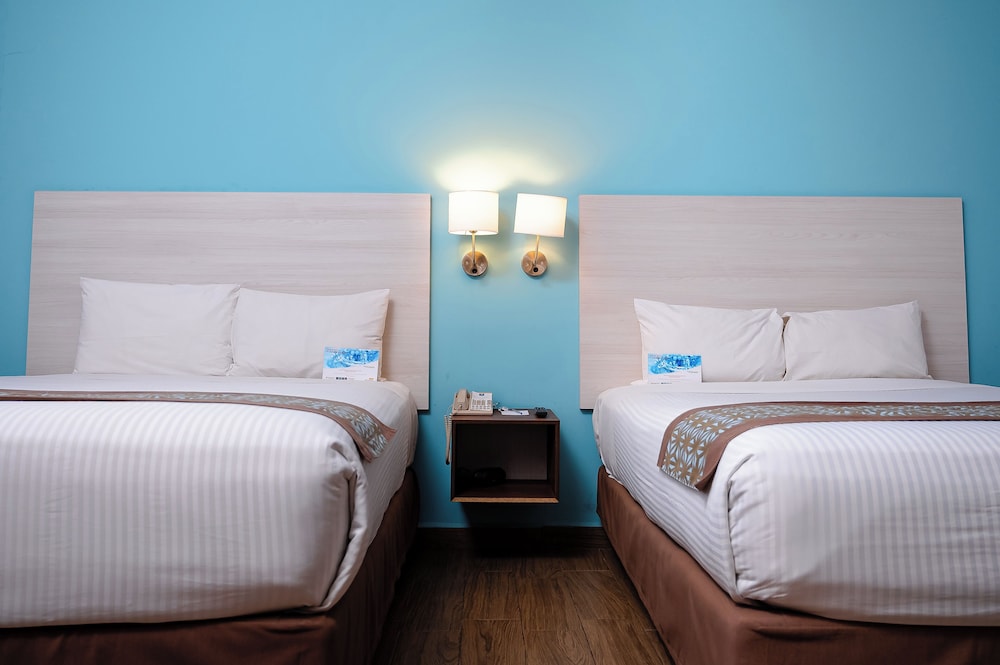 ROOM, 2 QUEEN BEDS