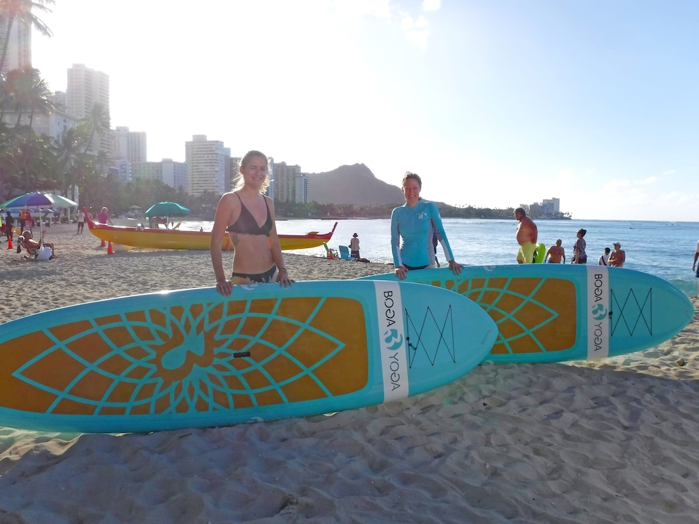 OUTRIGGER Waikiki Beach Resort 81/88