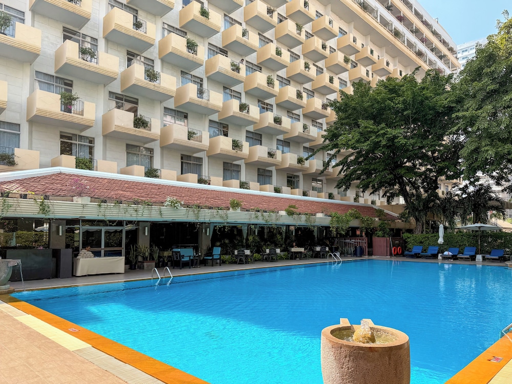 Golden Beach Hotel Pattaya 4/44
