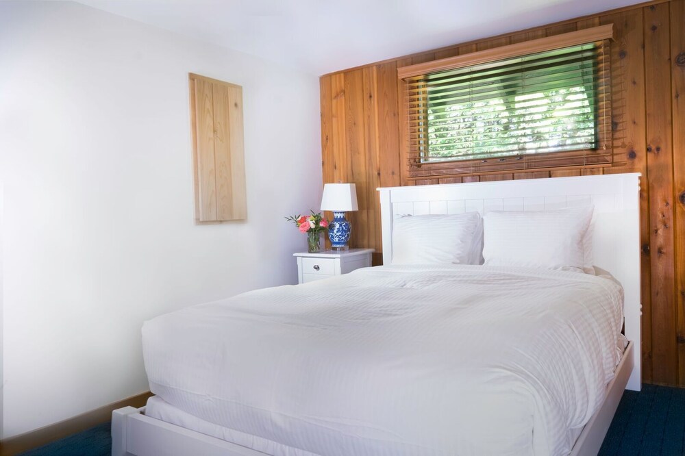 2 BEDROOMS, CLASSIC, COTTAGE