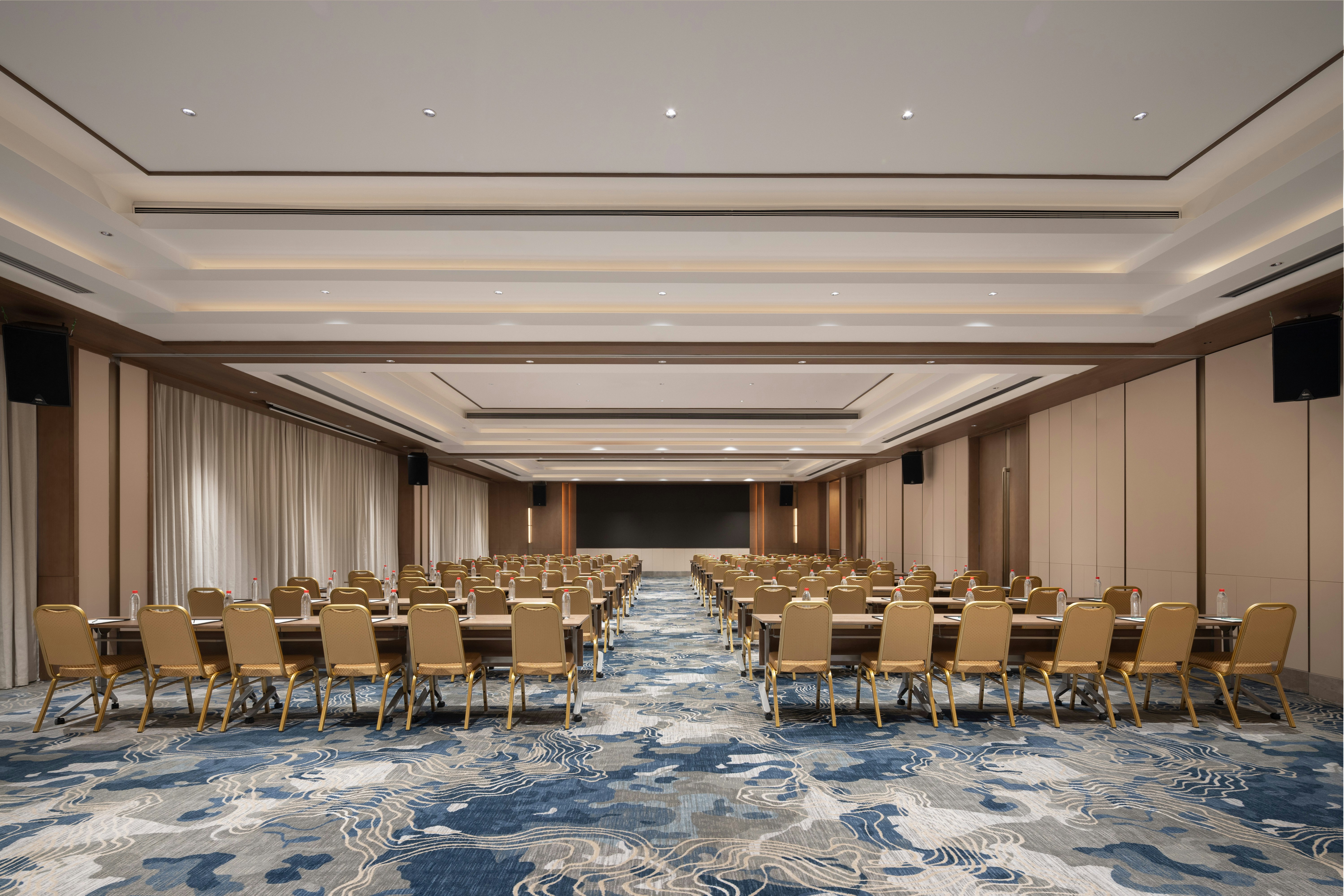 Hilton Garden Inn Urumqi Beijing South Road 34/37