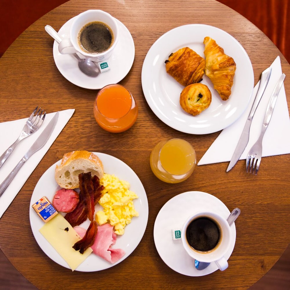 Hotel Saint Regis 48/56