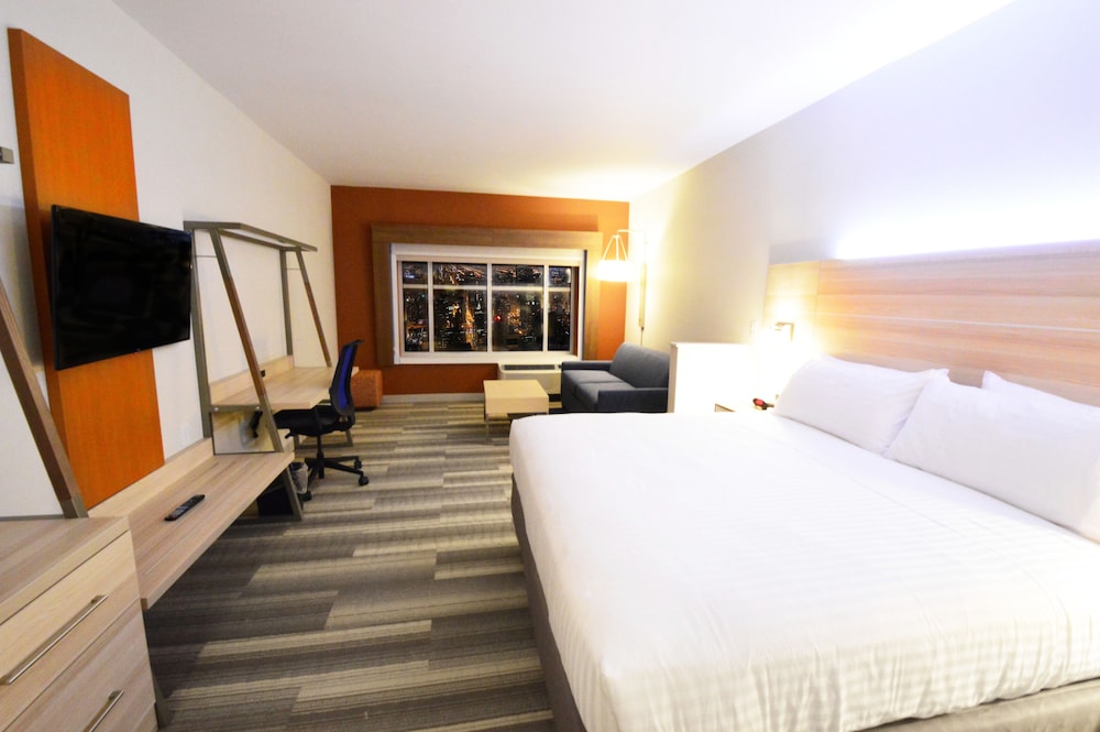 HOLIDAY INN EXPRESS & SUITES TOLEDO SOUTH - PERRYSBURG 17/53
