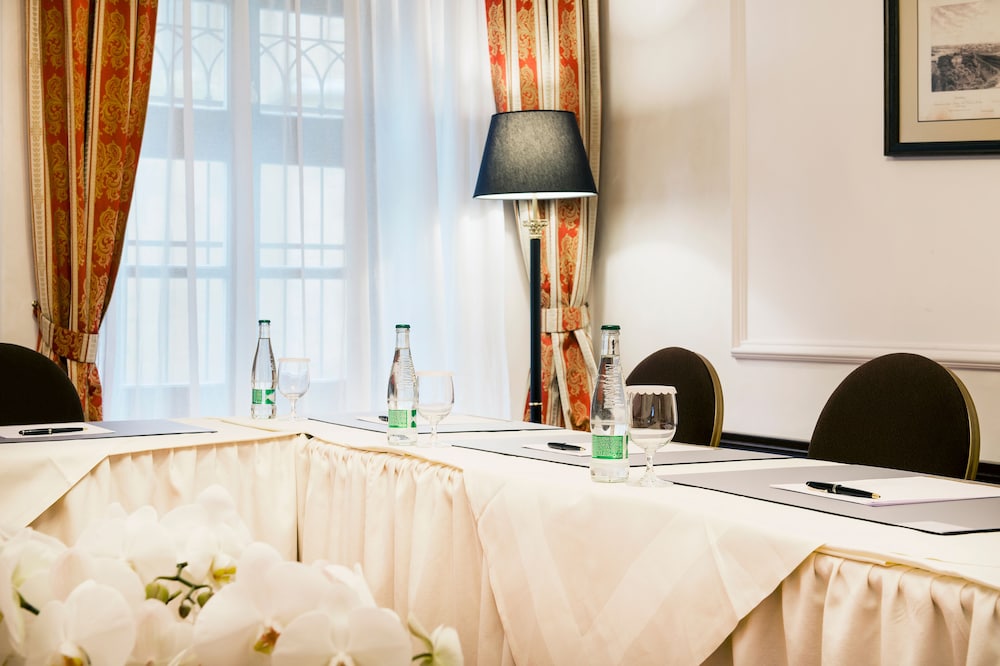Arcadia Boutique Hotel 32/64