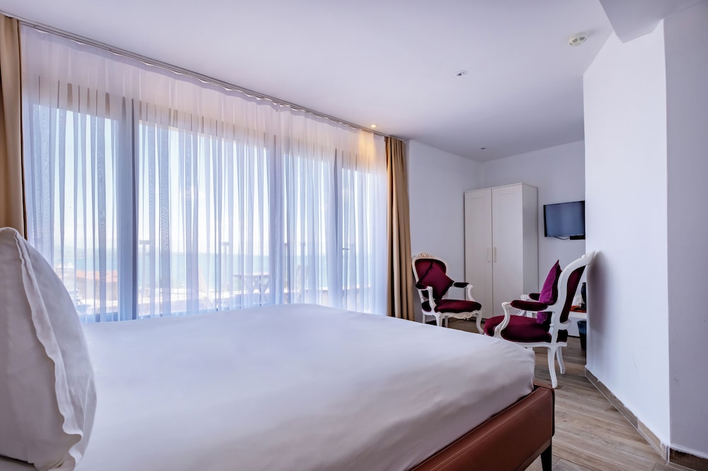 MANGANA KONAK HOTEL 27/64