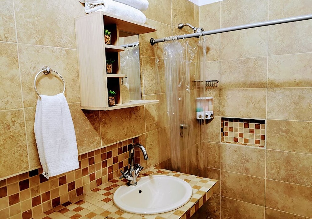 Botanica Casa Hotel 43/44
