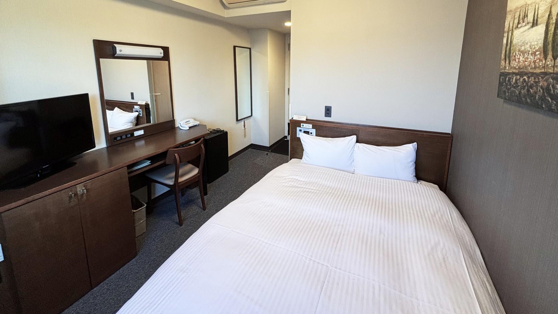 Semi Room, Semi Double Bed, Main Building, Smoking