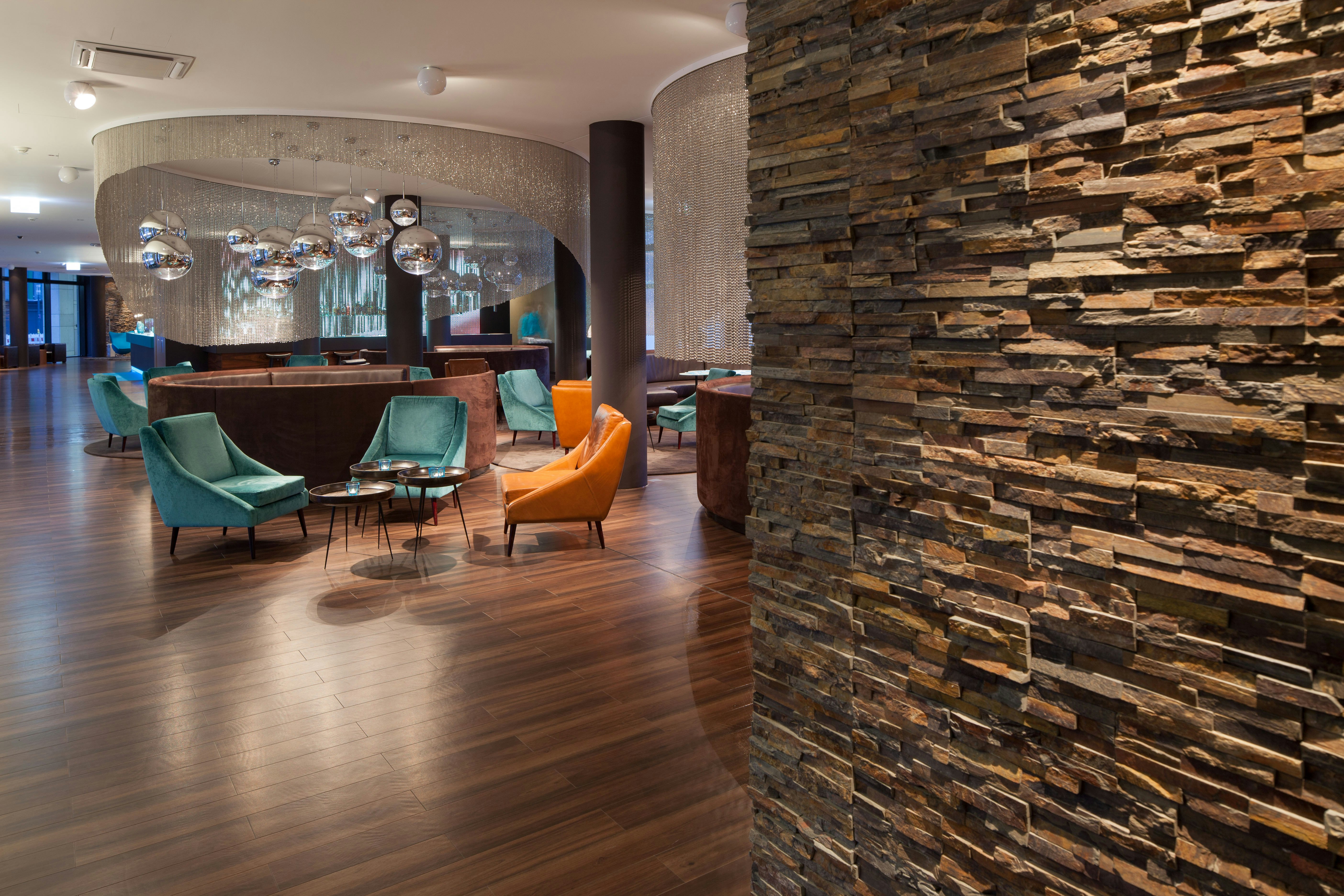 Hotel Motel One Frankfurt-Messe 11/37