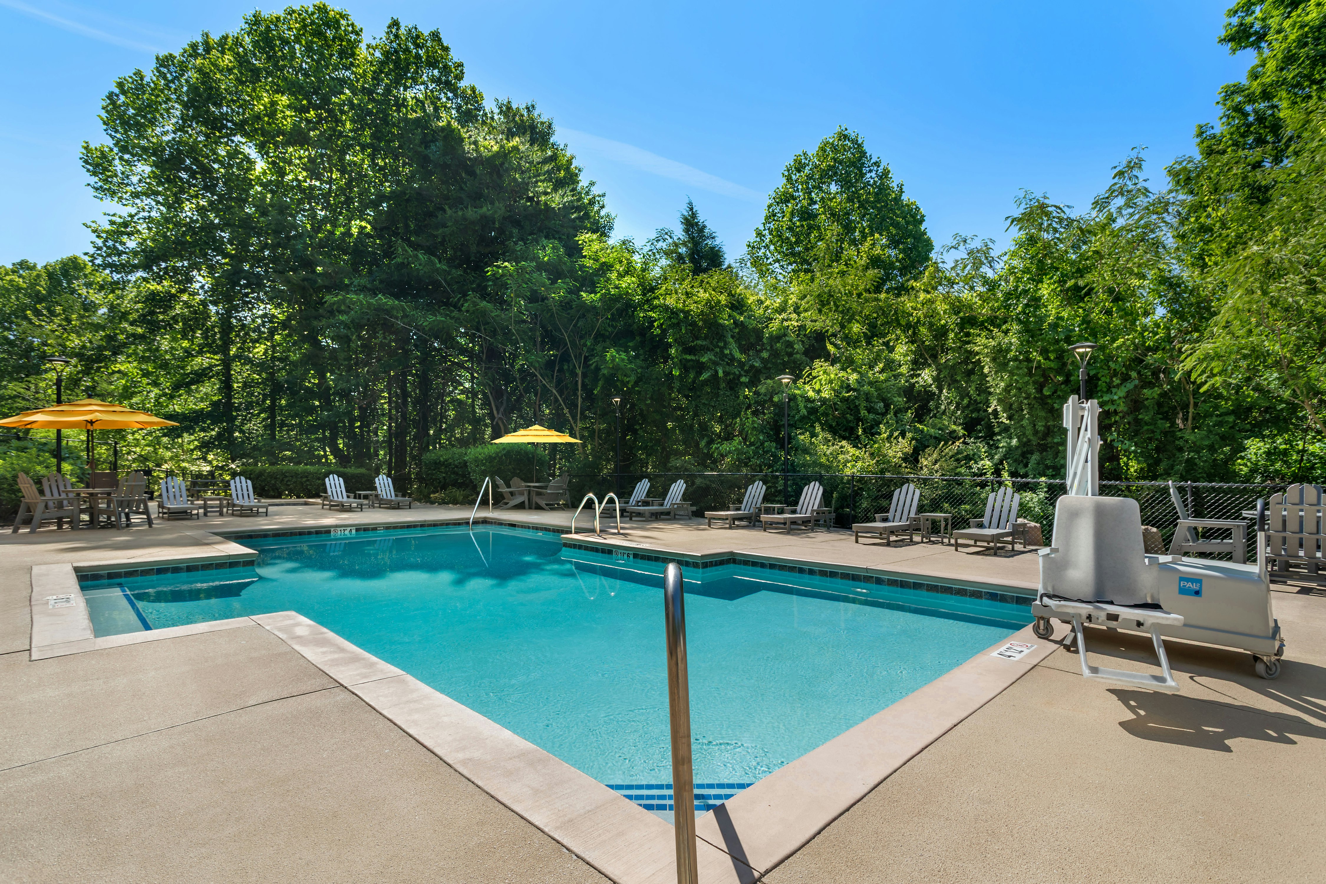 Hilton Vacation Club MountainLoft Gatlinburg 37/42