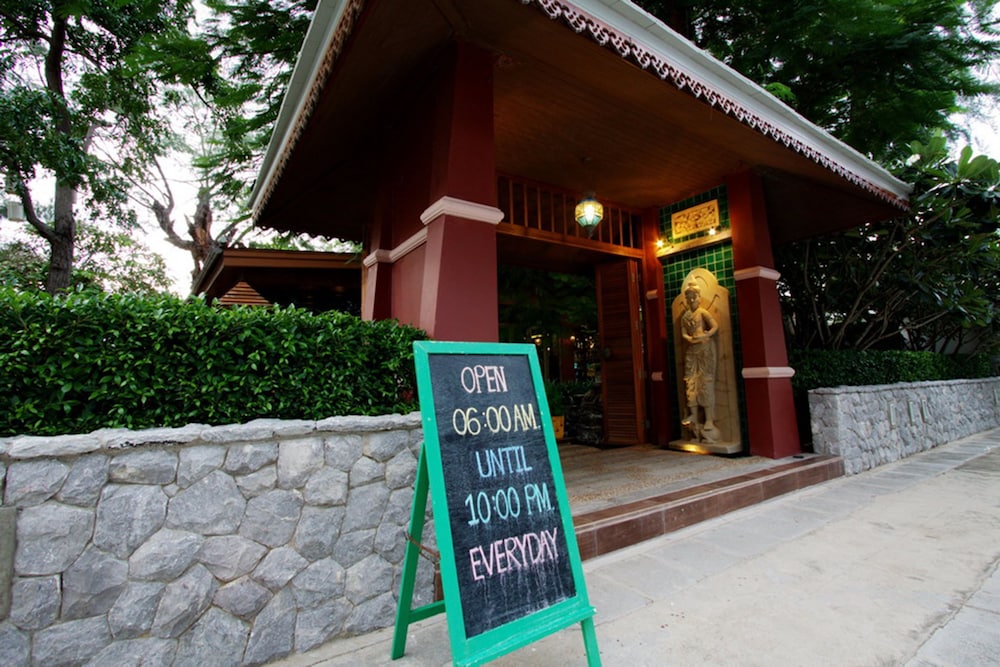 Raya Resort Beach front - The Most Green Resort in Cha-am 8/73