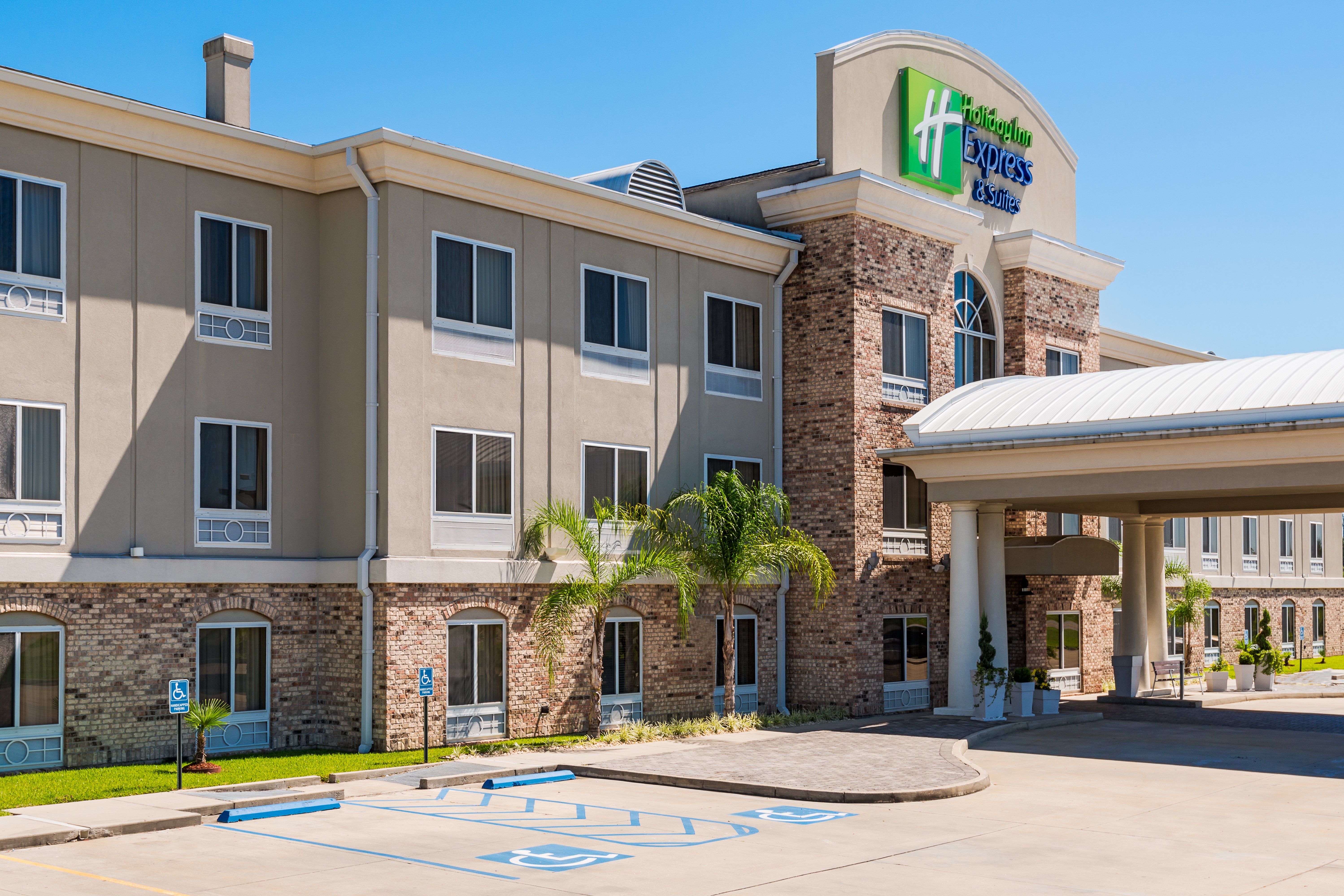 Holiday Inn Express Hotel Suites New Iberia Avery Island 74/80