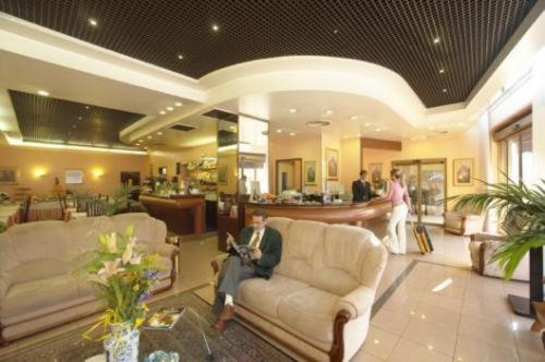 Hotel Valganna Srl Ex Valganna 4/50