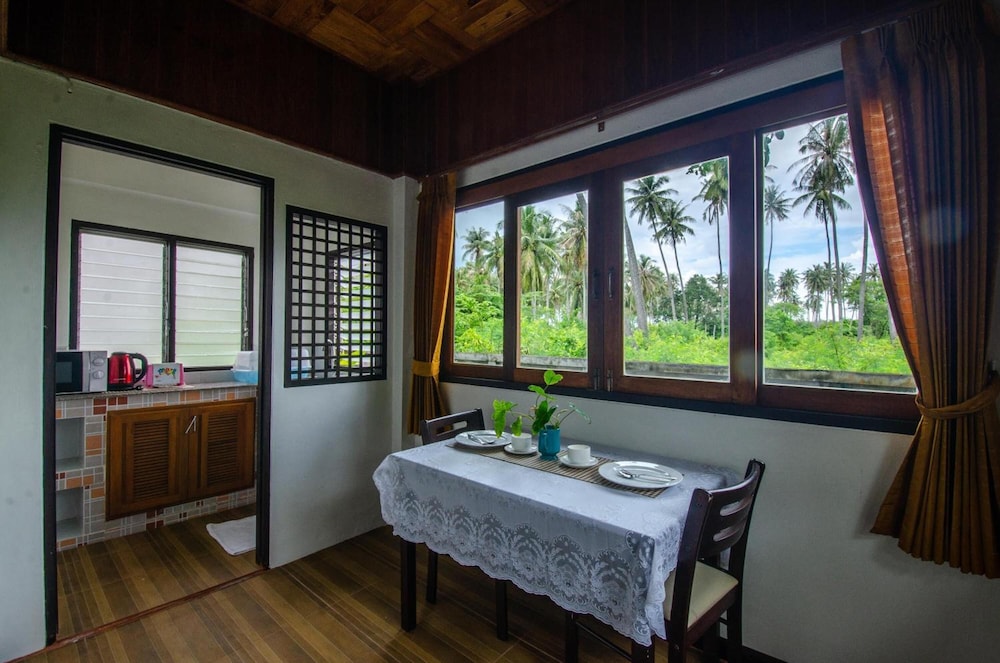 Khum Laanta Resort 31/66