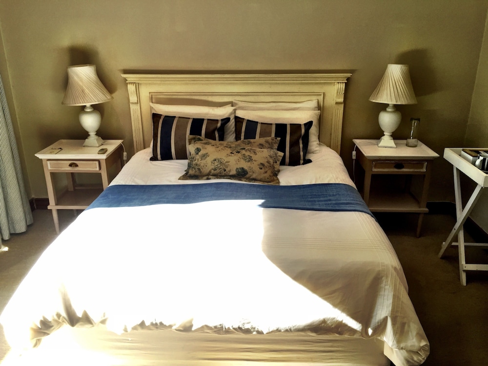MacGregors Guest House 25/62