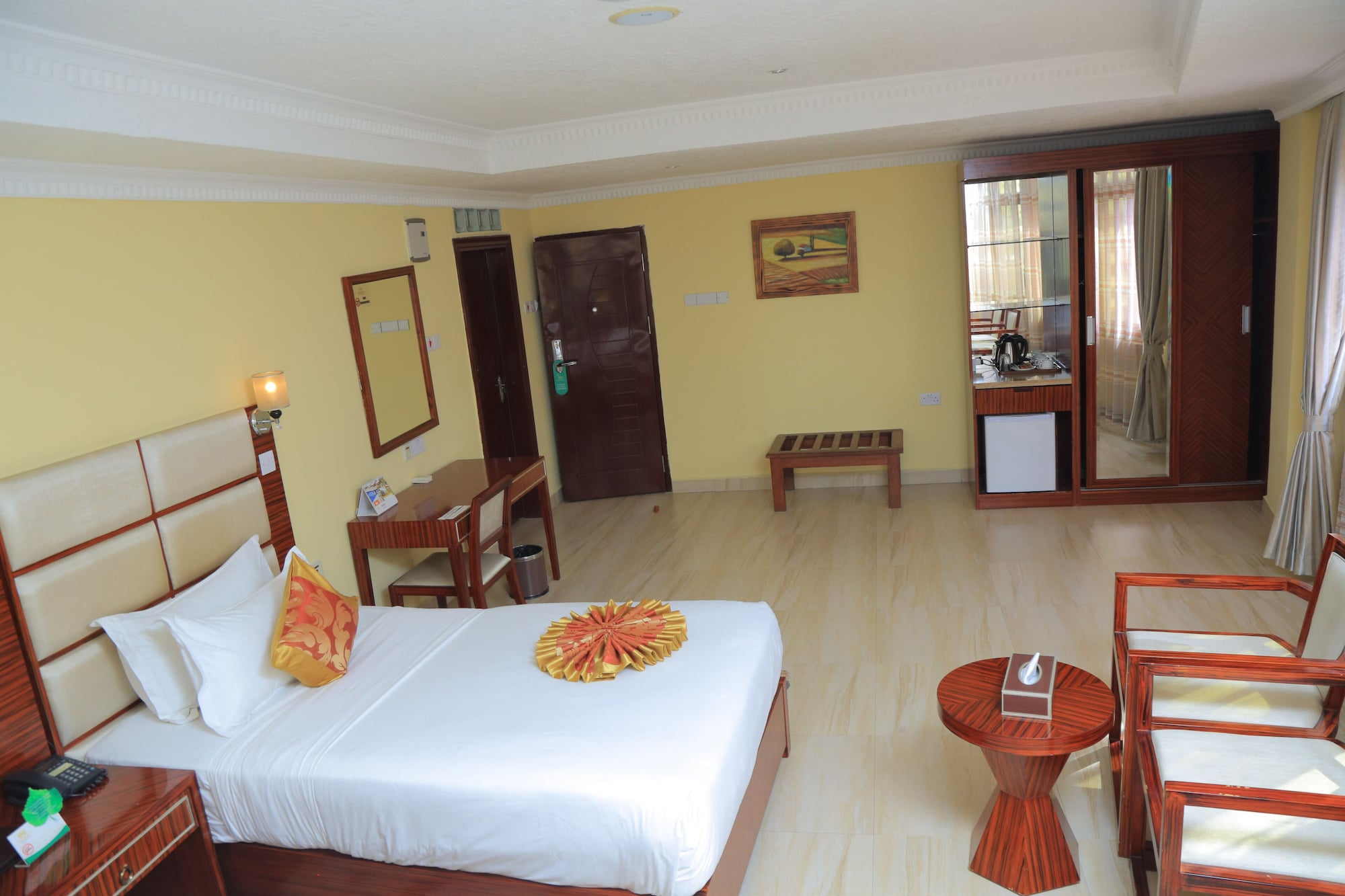 Diplomatic Suite
