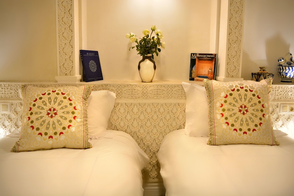RIAD KARMELA PRINCESSE 24/62