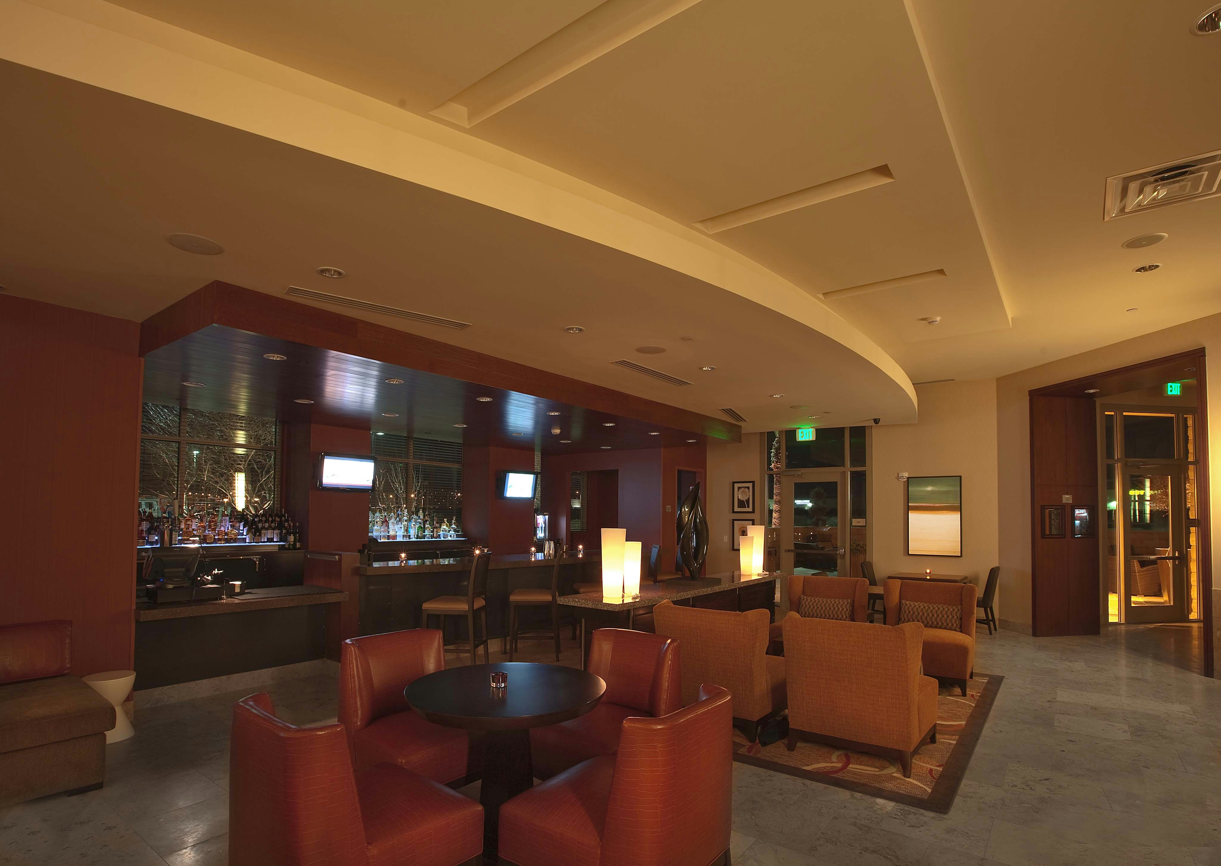 Embassy Suites Palmdale 32/63