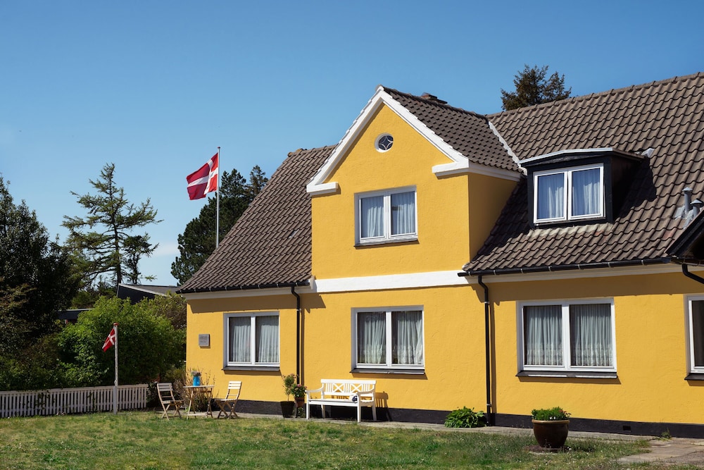 Hotel Inger 1/50
