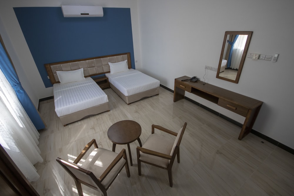 Home Station Hotel 11/25