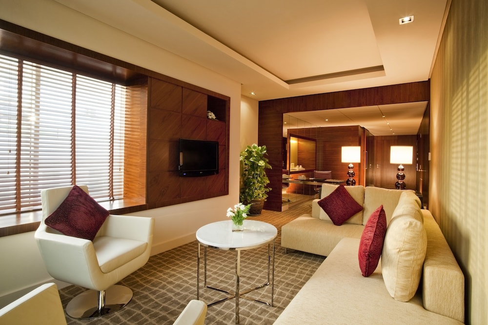 Majestic Premier Hotel Bur Dubai 36/50
