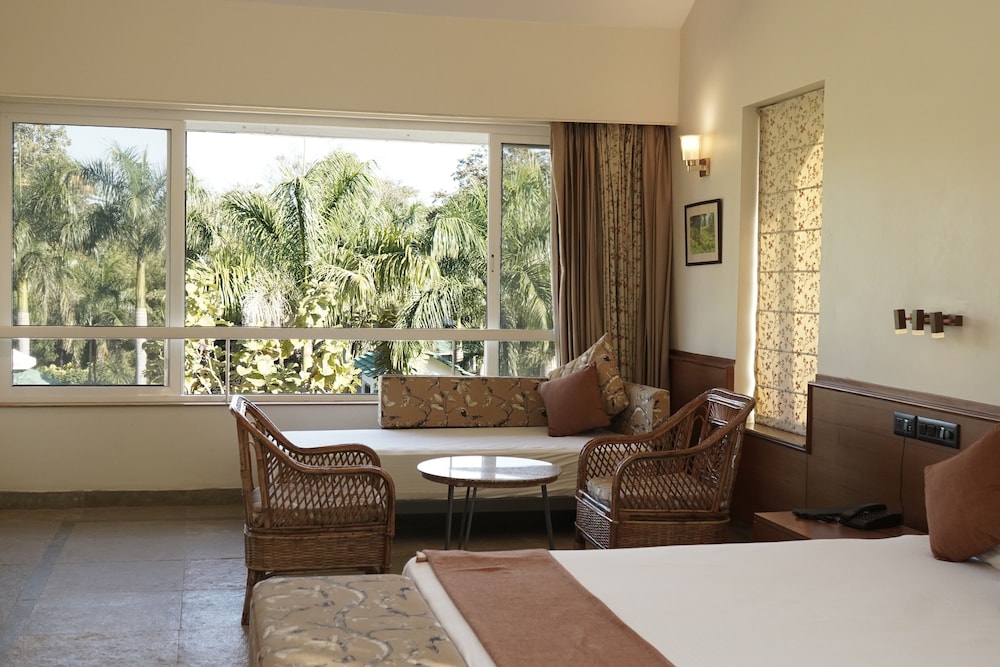 Village Machaan Resort 18/46