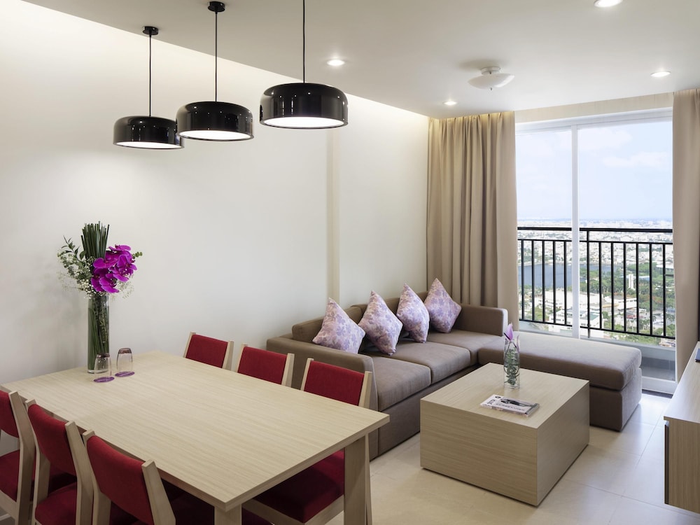 Mercure Hai Phong 53/77