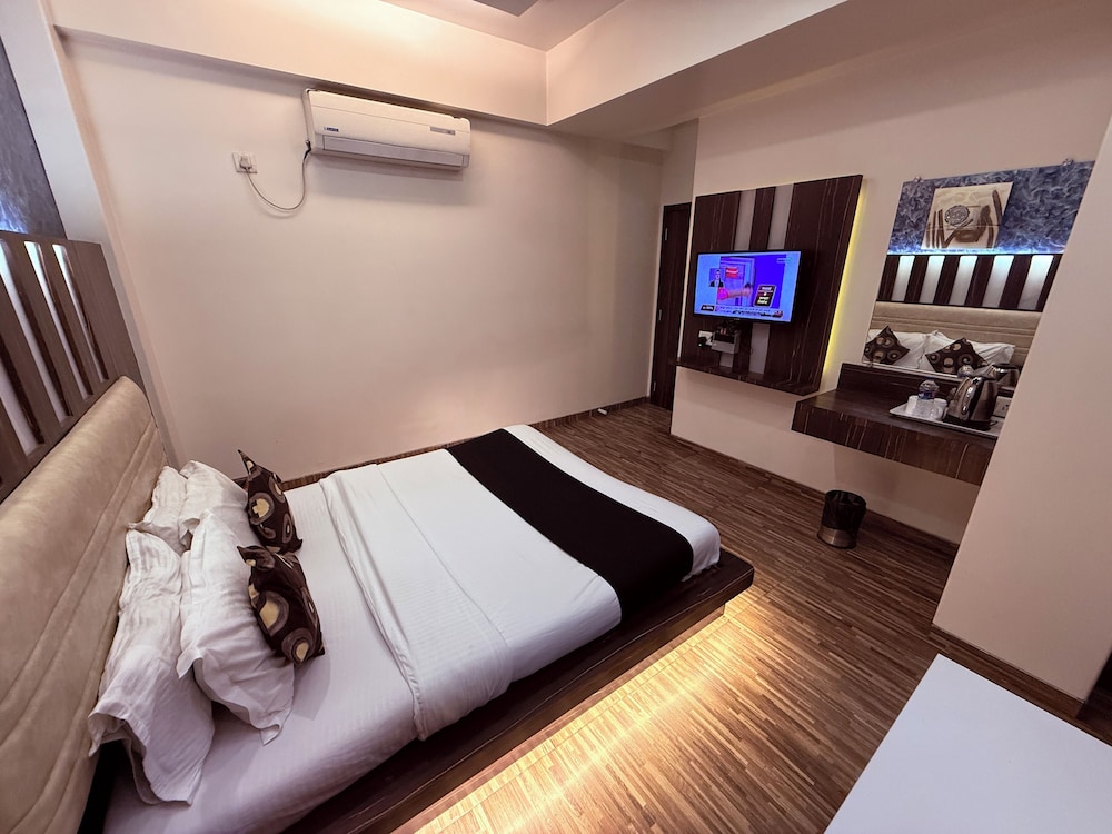 Hotel Alka Residency 18/50
