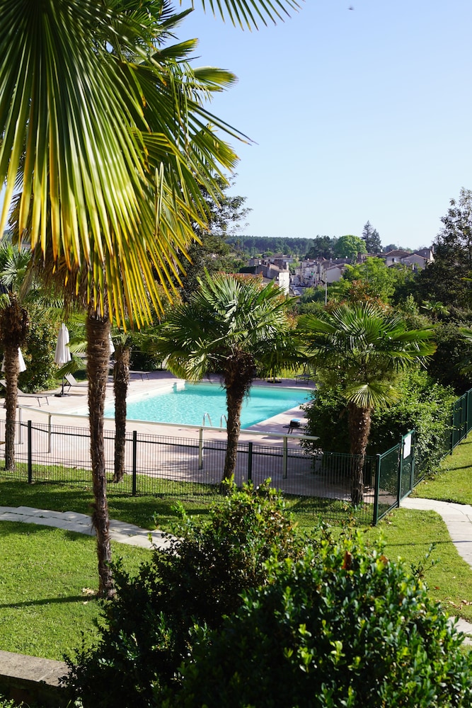 DOMAINE DE FOMPEYRE 4/68