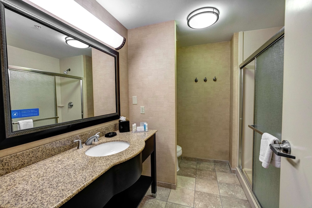 Hampton Inn & Suites Chadds Ford 20/60
