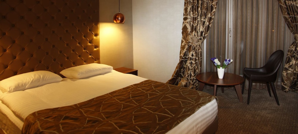 Feyzan Hotel 9/35