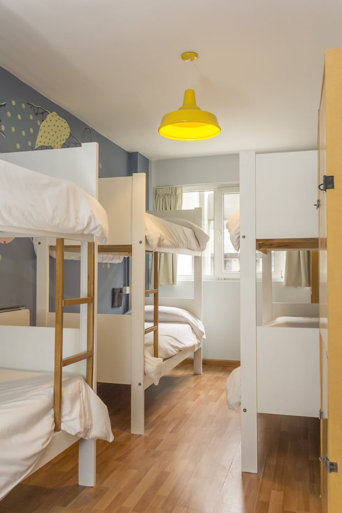 Circus Hotel & Hostel 17/37