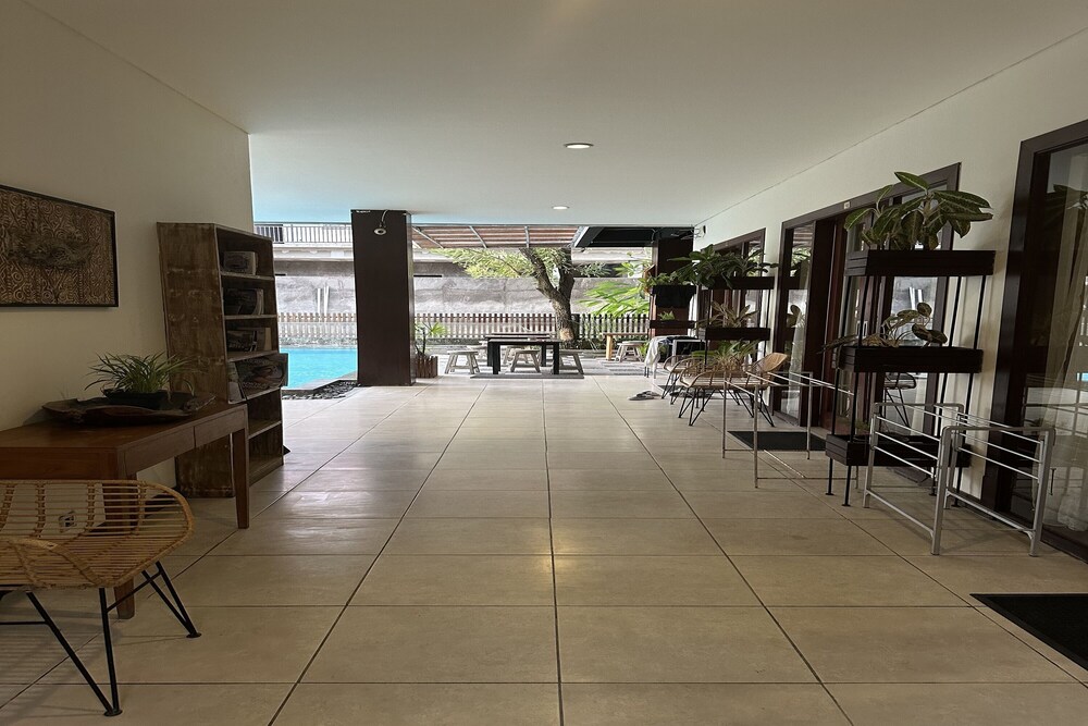 The Paving Villa 38/51