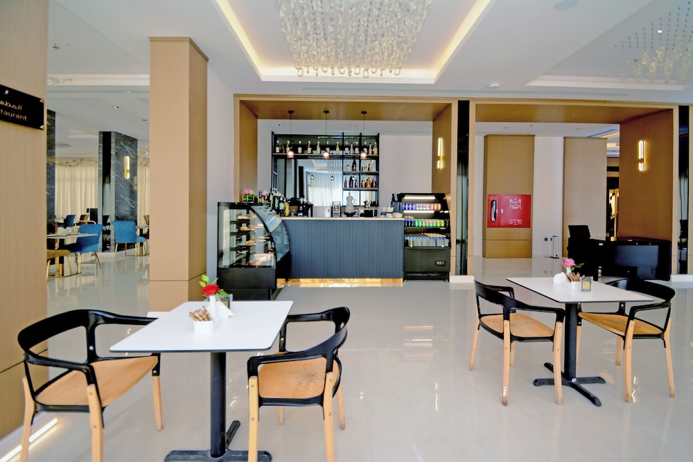 فندق ايه دبليو الرياض(AW Hotel Riyadh) 39/42