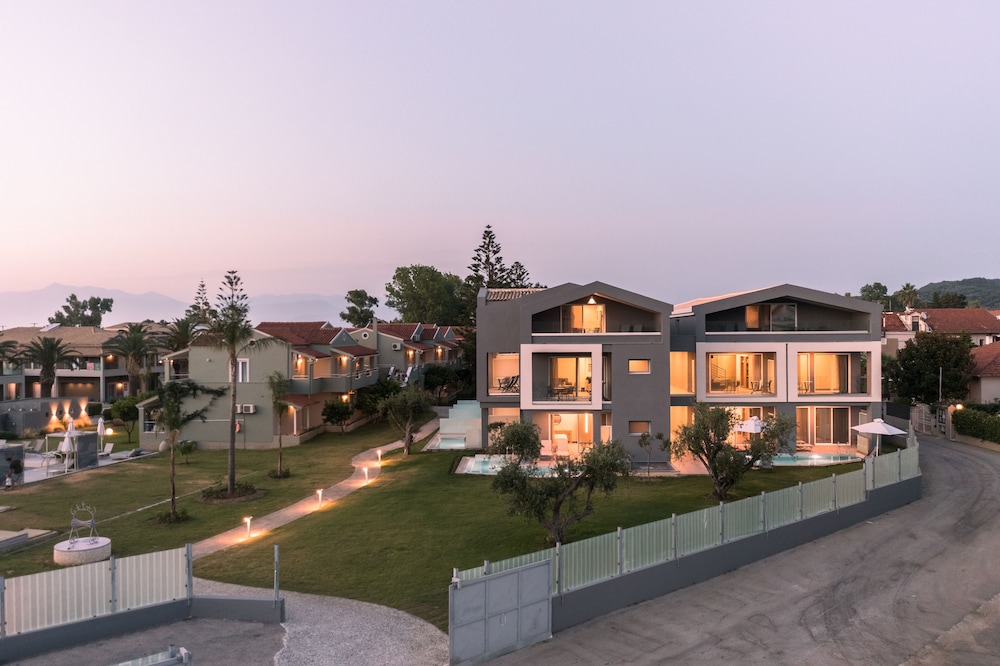 Acharavi Beach Hotel in Acharavi