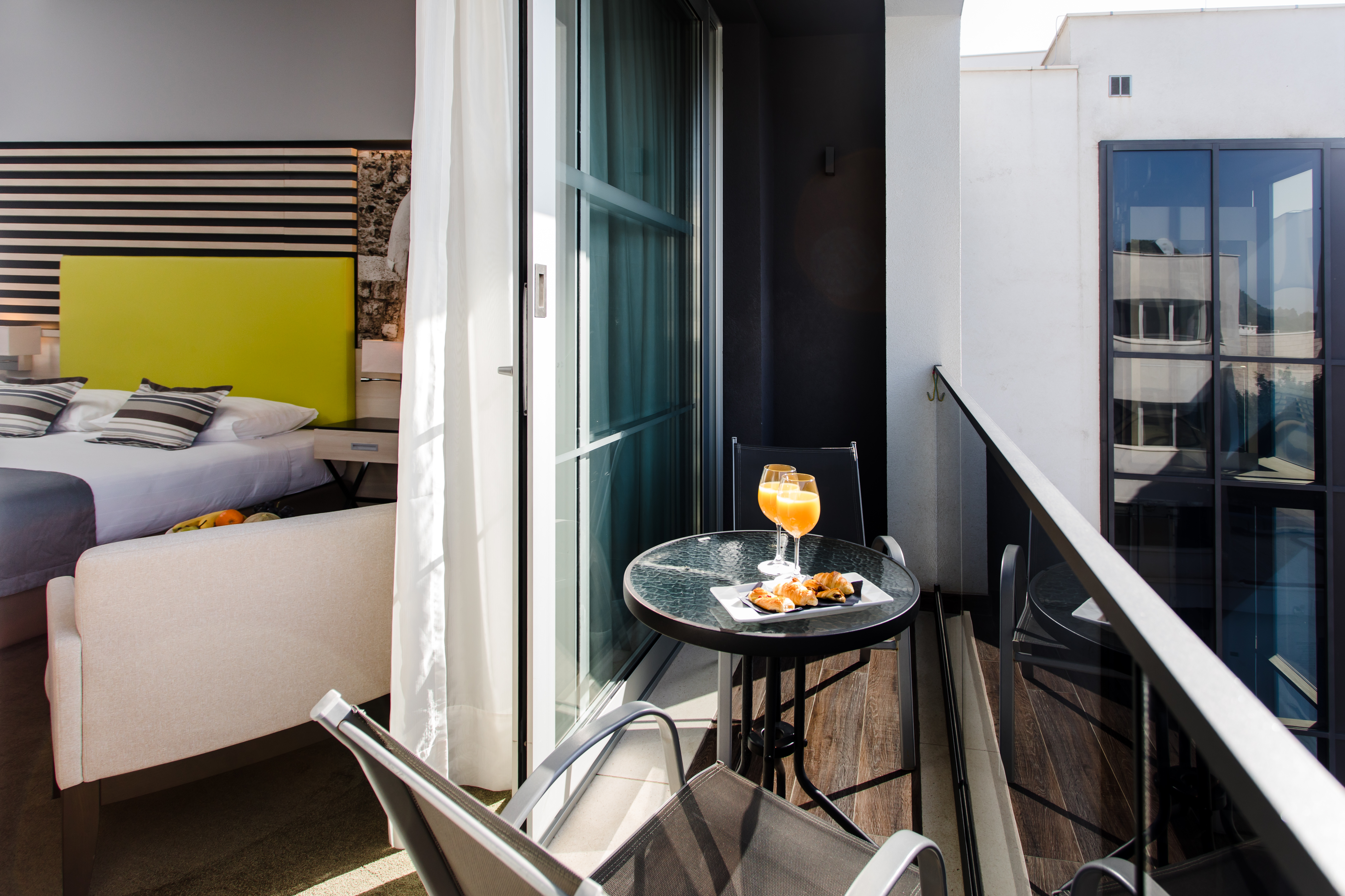 غرفة تنفيذية، Lero Hotel 9/9