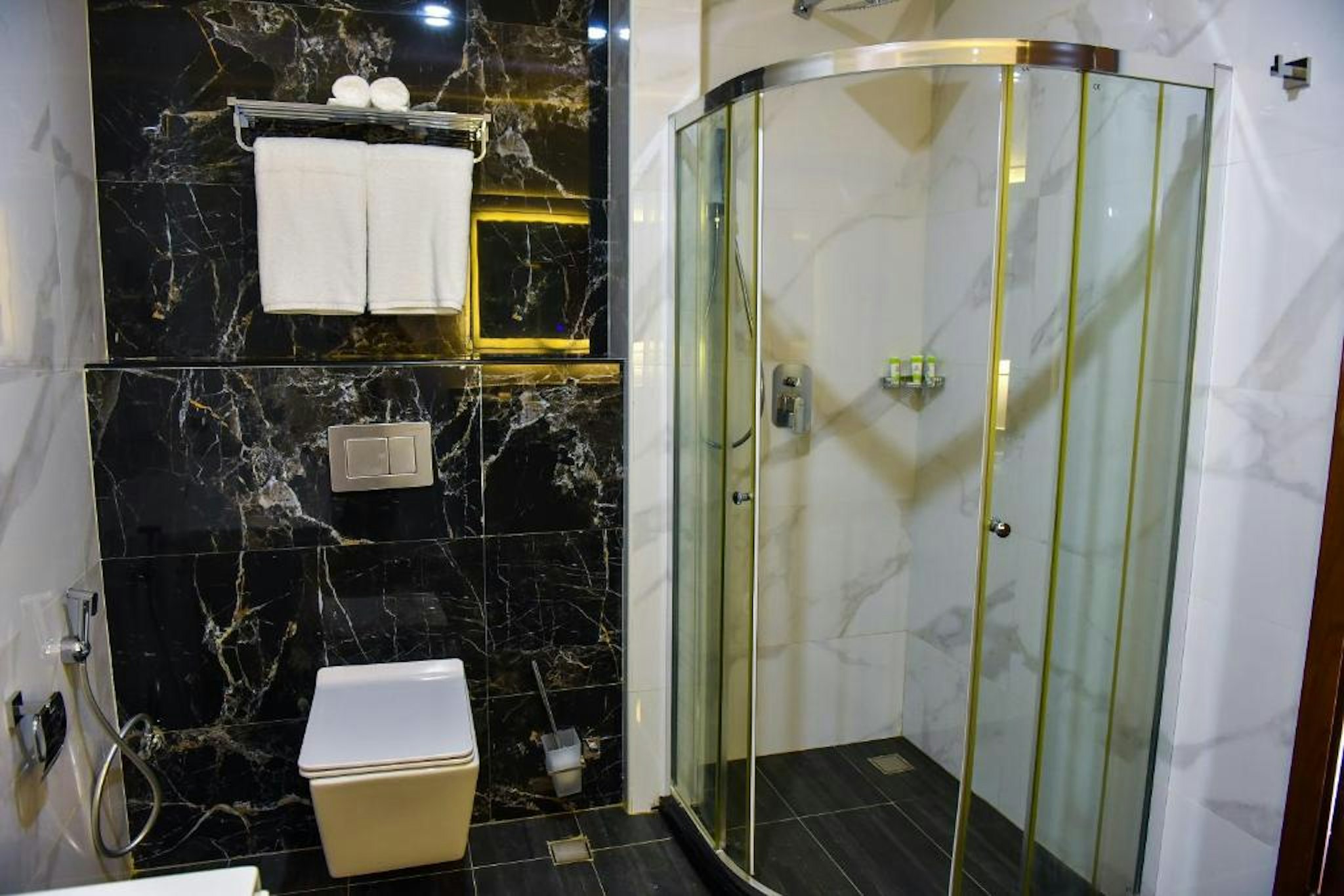 Admas Grand Hotel 33/33