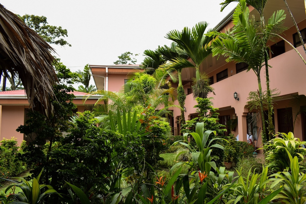 Hostel La Choza Inn 48/60