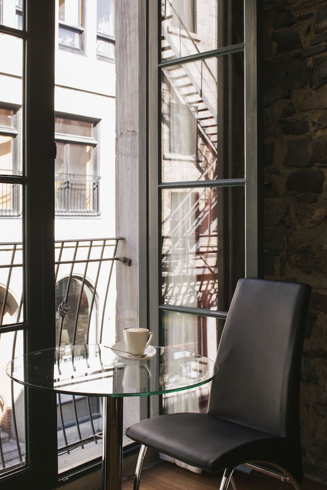 Le Petit Hotel 47/58