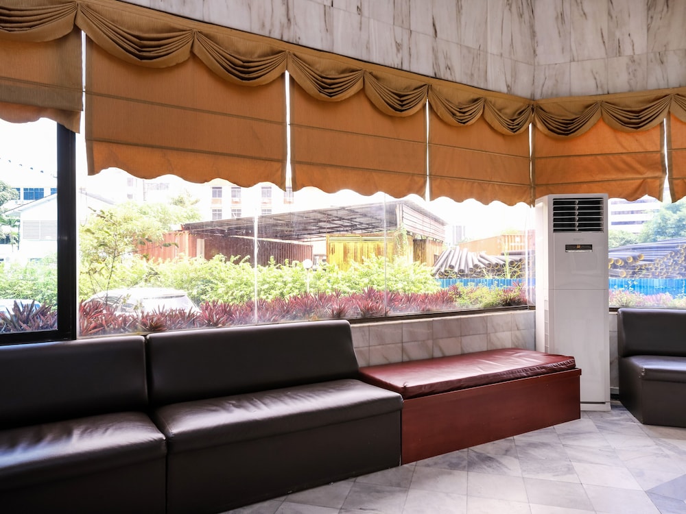 OYO 1007 Grand Supreme Hotel 18/23