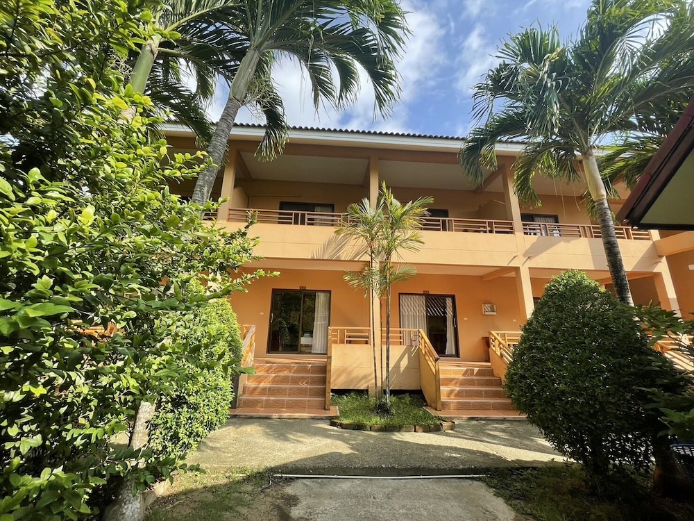 Kaibae Hut Resort 4/66