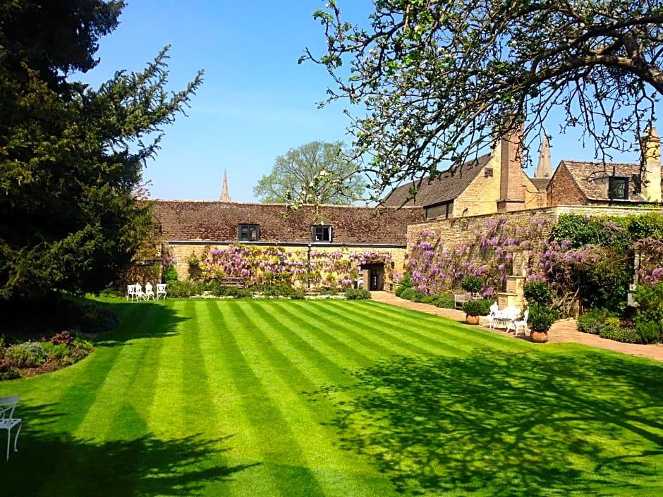 The George Hotel of Stamford 48/48