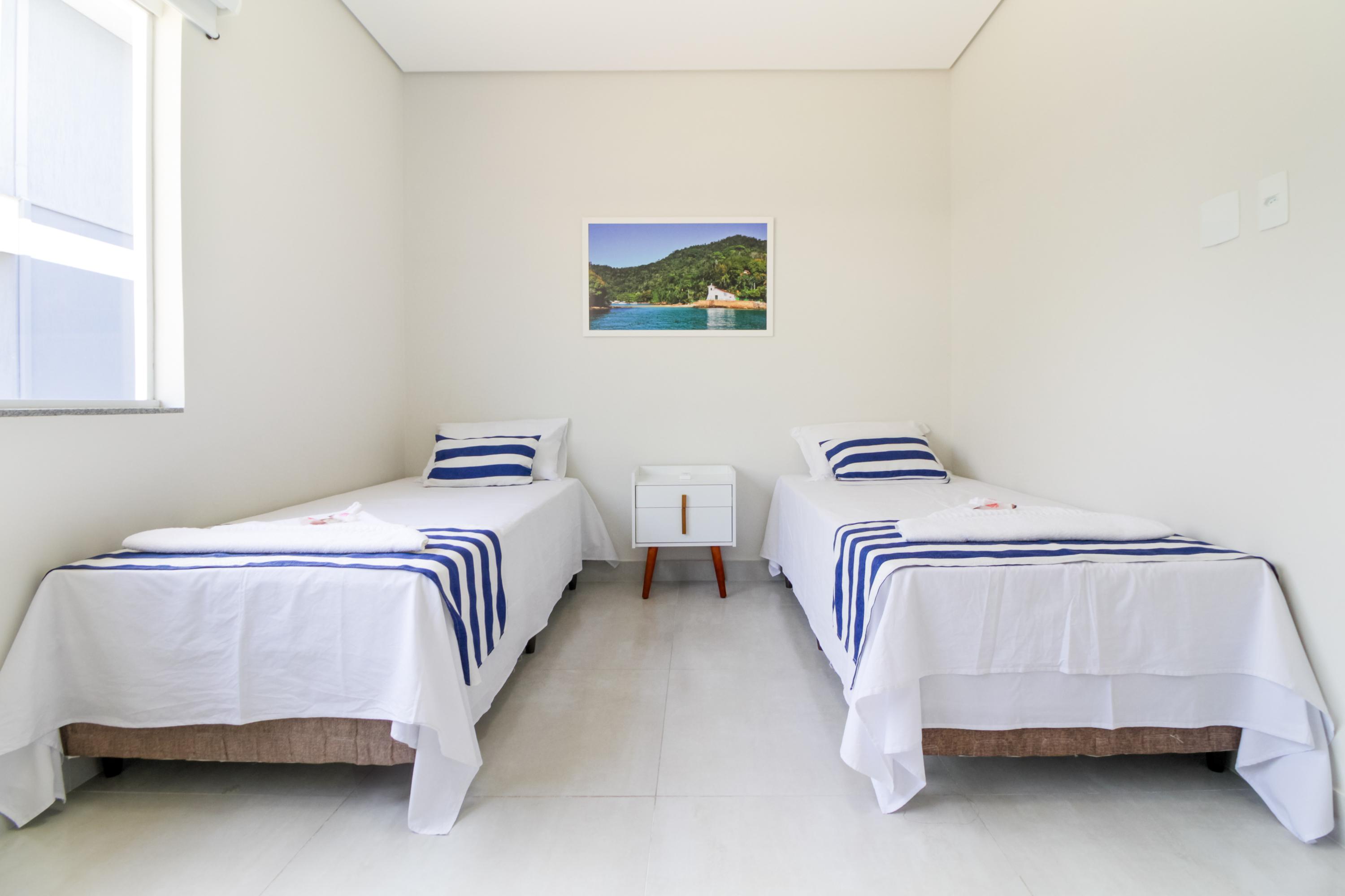 Master, Apartment