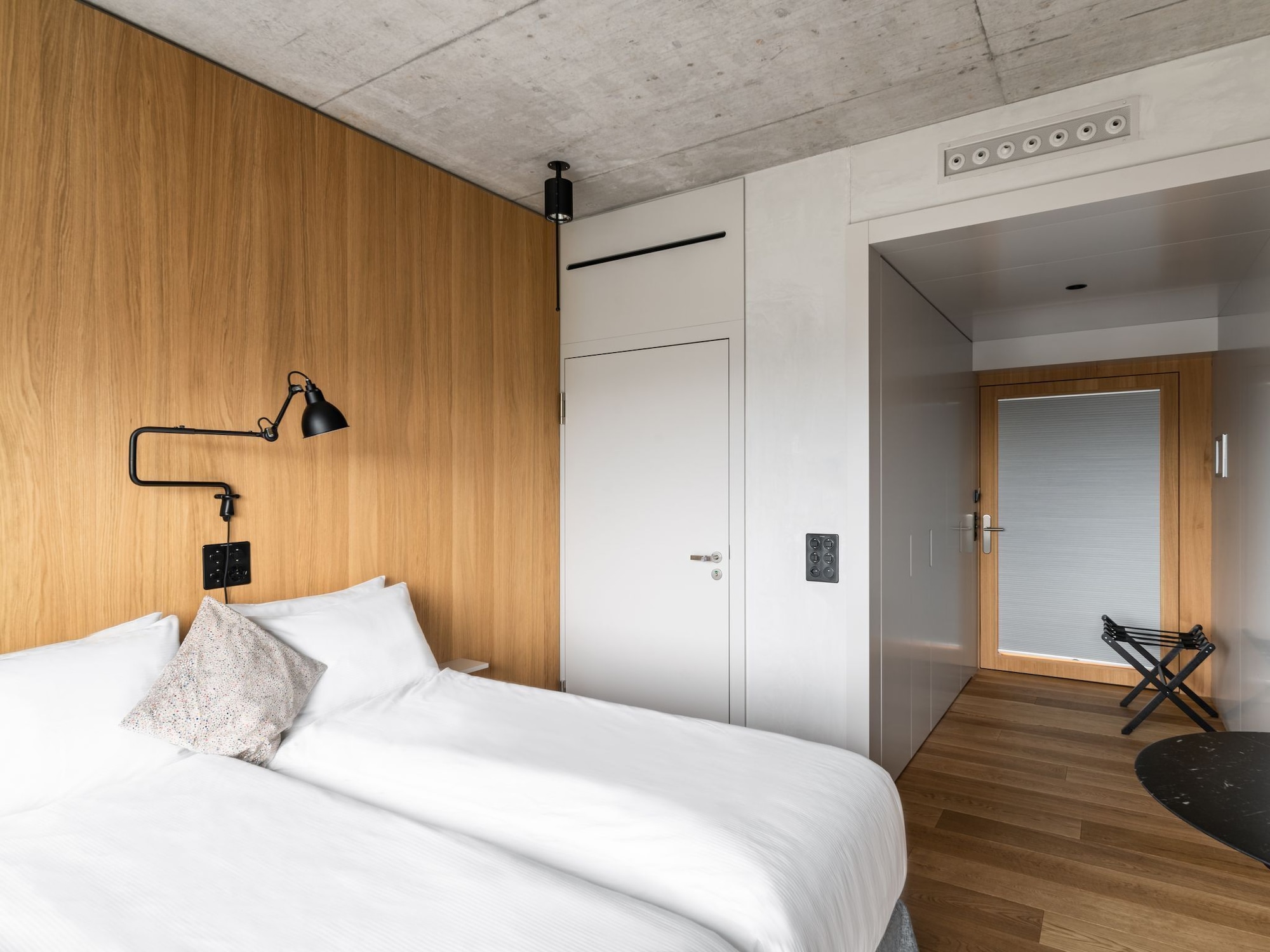 SMART, BOUTIQUE, SUITE