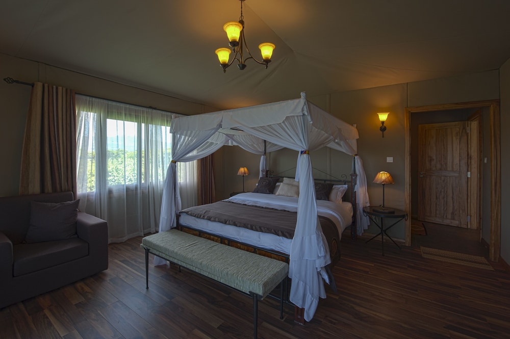 Karibu Camps and Lodges Lions Paw Ngorongoro 22/68