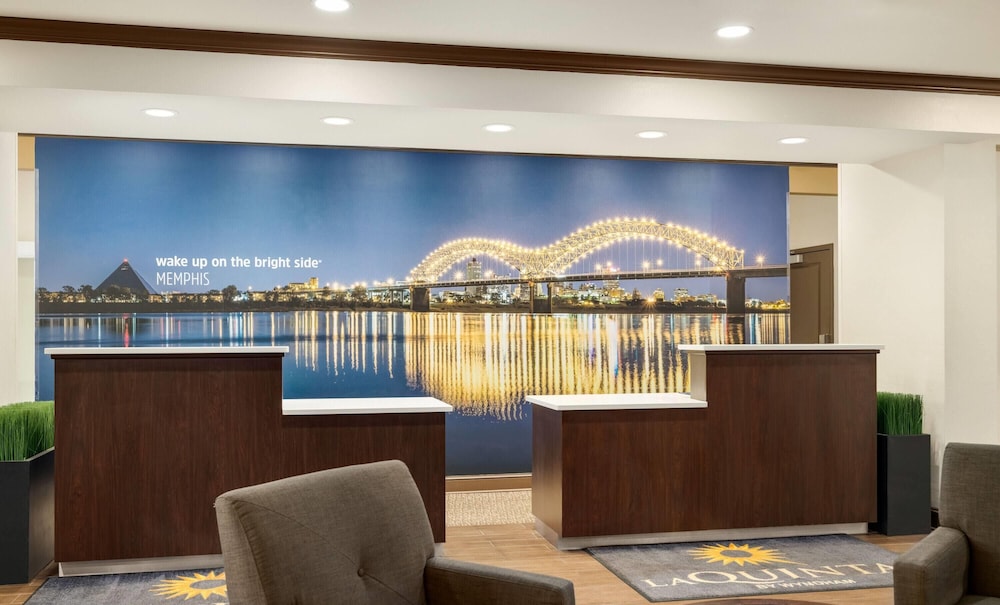 La Quinta Inn Suites By Wyndham Memphis Wolfchase 10/63