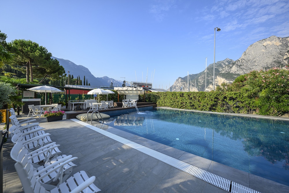 Hotel Riviera 46/50