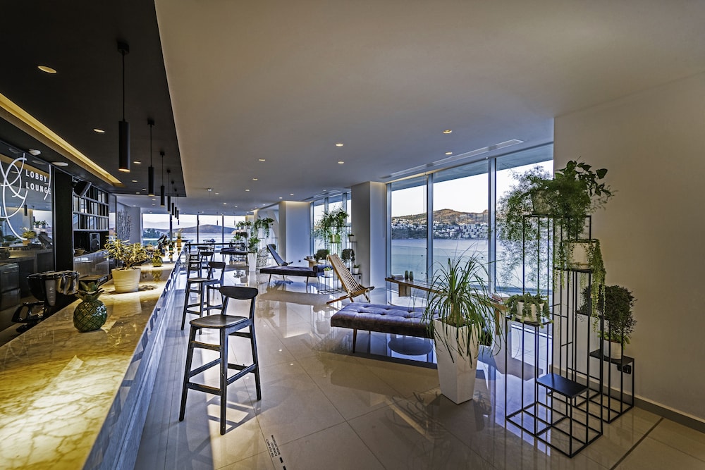 Cape Bodrum Luxury Hotel Beach 66/79